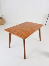 Load image into Gallery viewer, Vintage Coffee Table