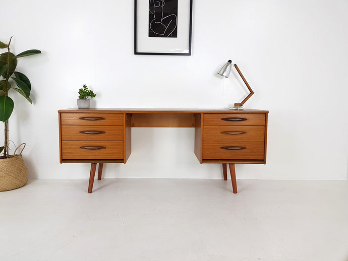 Vintage Austin Suite of London Desk